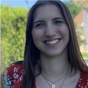 Étudiante qui aime les maths ( très rare ) souhaite le partager à des élèves